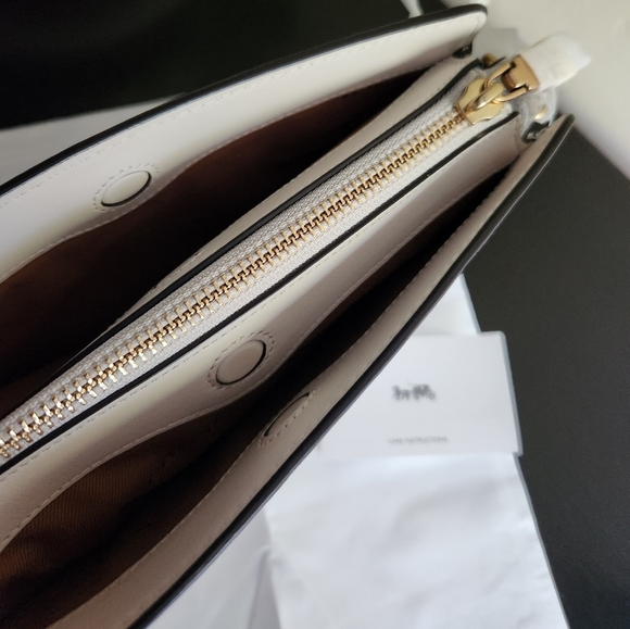 NWT Coach Signature Chain Crossbody Bag in Chalk/Brass - Picture 12 of 15